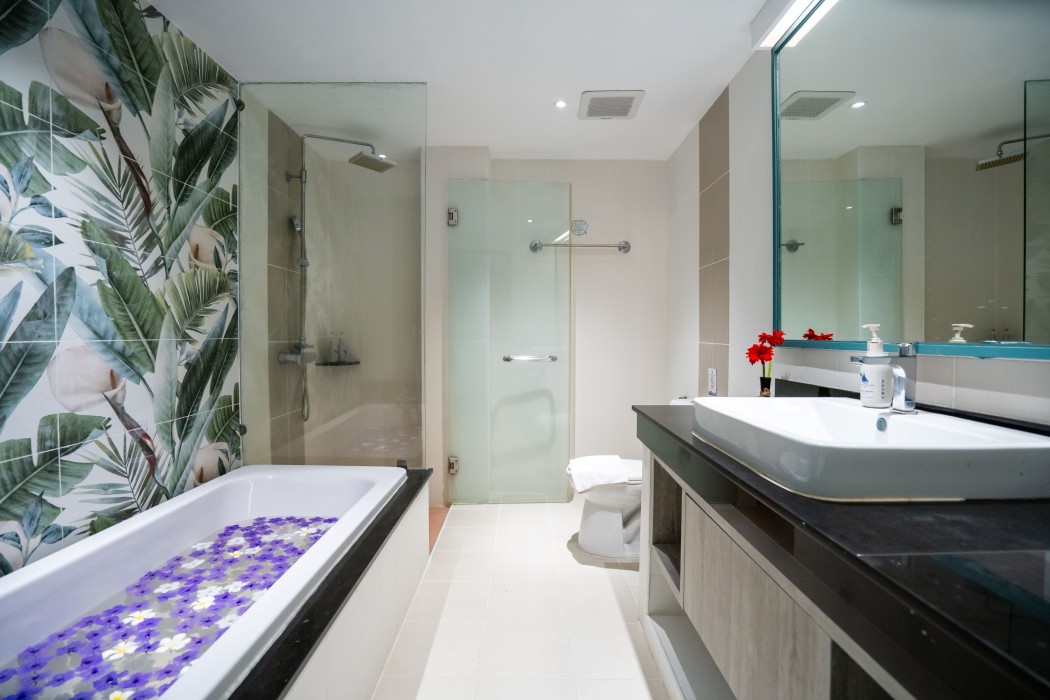Phuket Island View Resort 31/76
