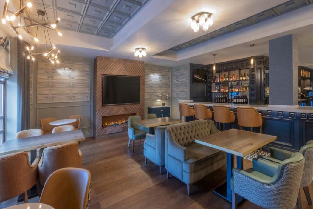 Bracken Court Hotel 26/60