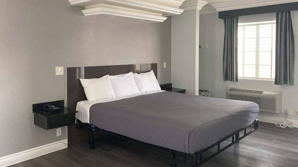 Motel6 Glendale, CA – Pasadena Burbank Los Angeles 13/46