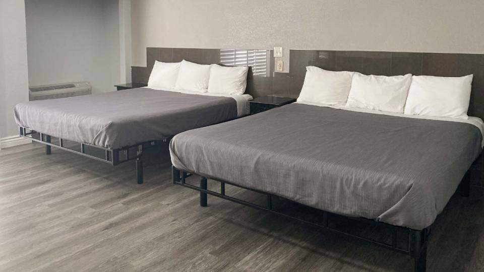 Motel6 Glendale, CA – Pasadena Burbank Los Angeles 12/46