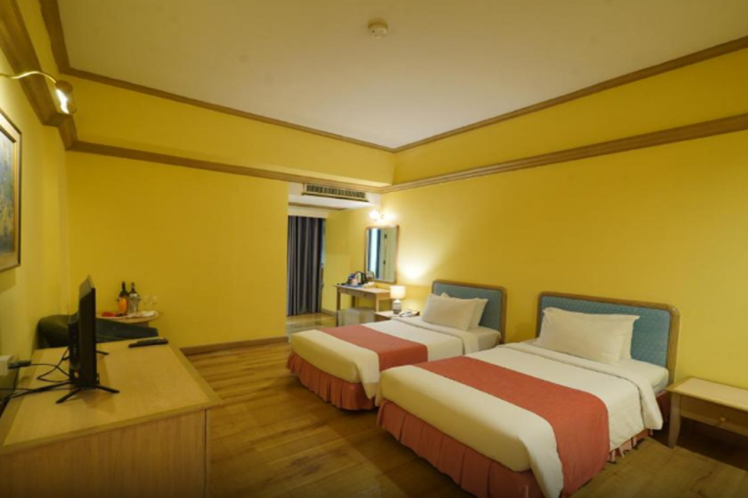 Riverside Bangkok Hotel 11/51