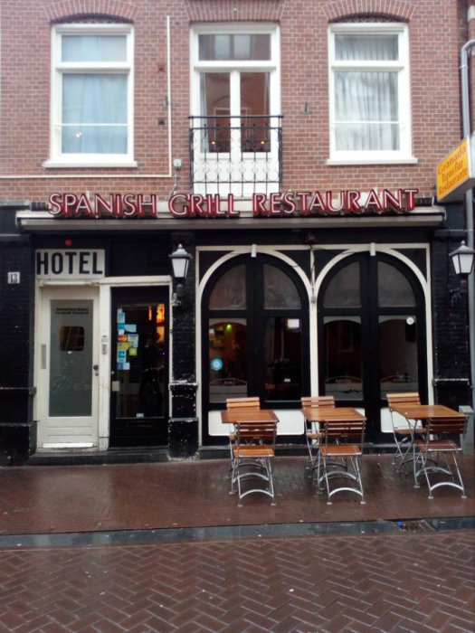 Amsterdam Hostel Centre 1/37