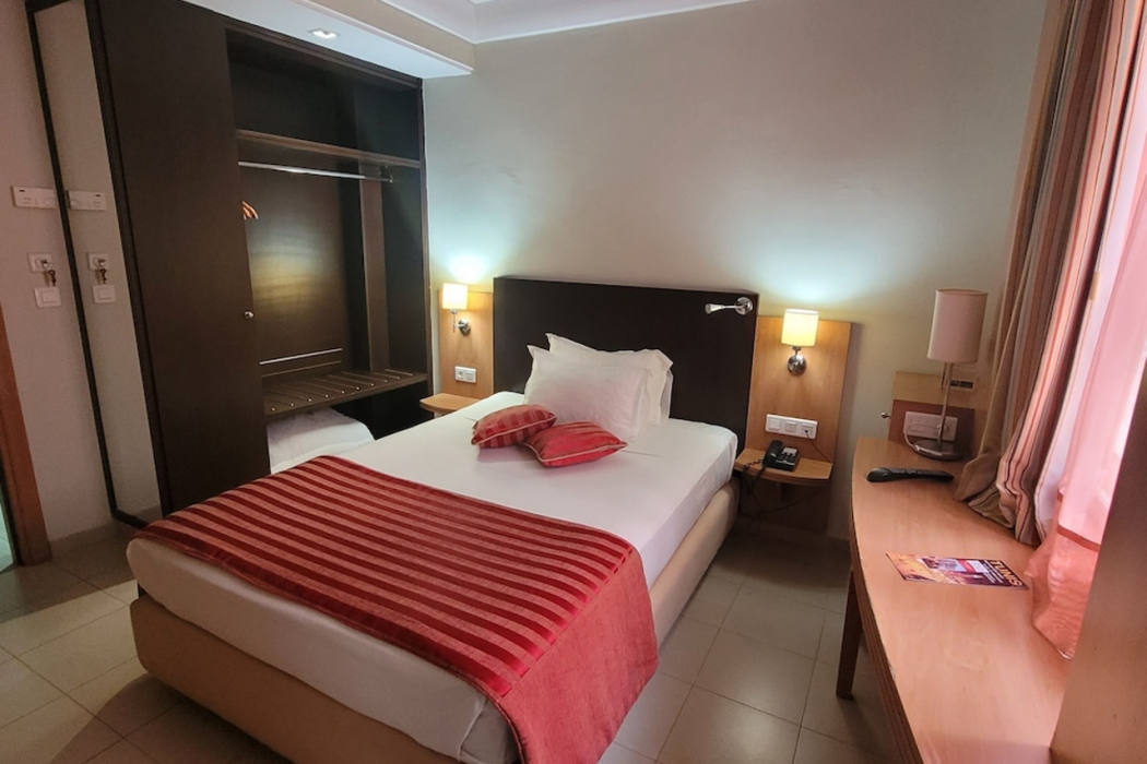 Room at Hotel Tiba, TUNIS