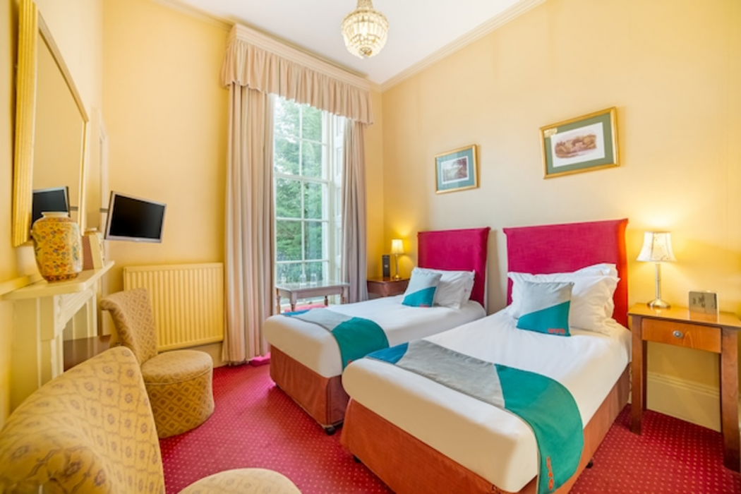 OYO Bailbrook Lodge, Bath 8/32