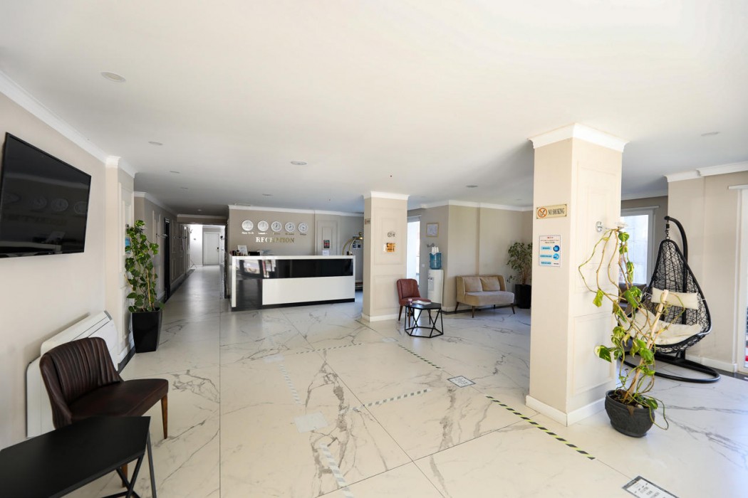 ADEA HOTEL 4/58