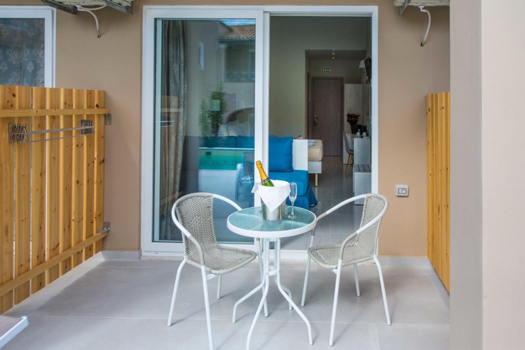 Amour Holiday Resort 16/48