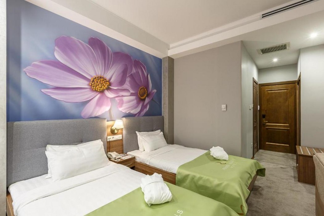 Renion Hills Hotel 17/58