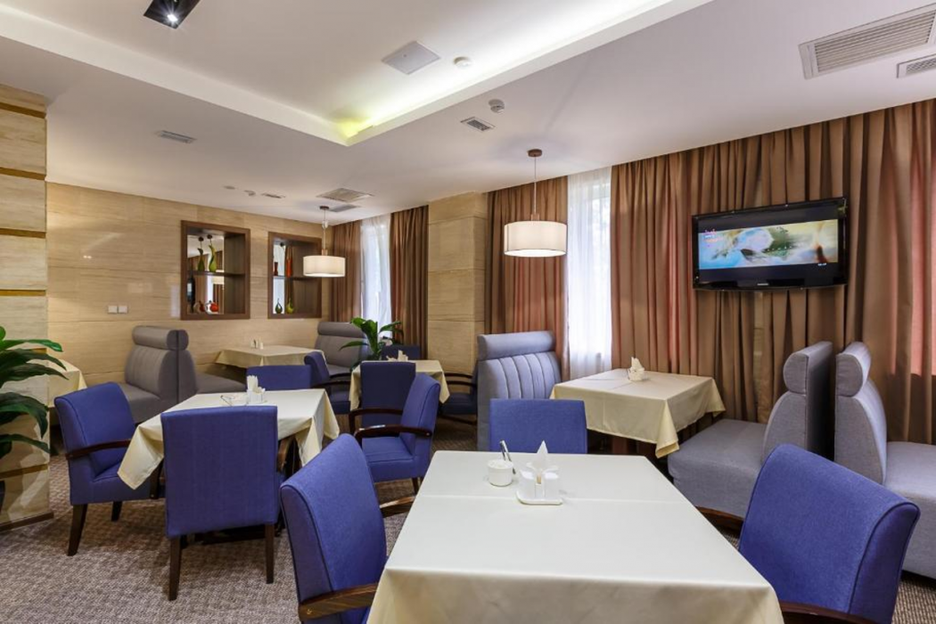Renion Hills Hotel 48/58