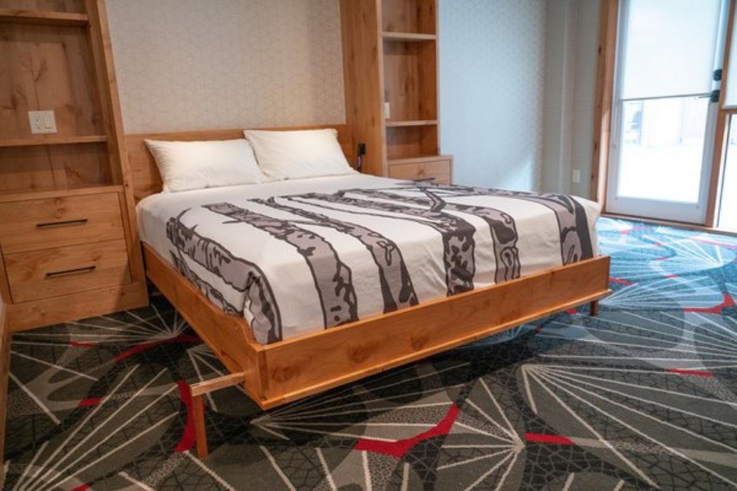 Irwins Mountain Inn Hotel 33/98