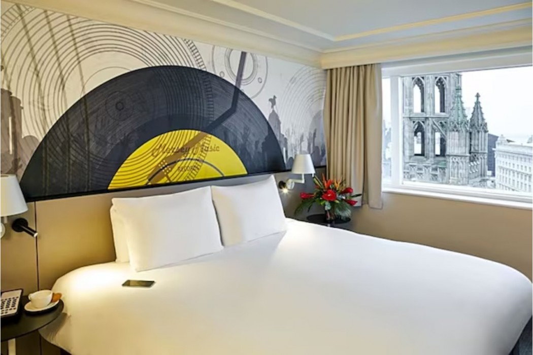 Atlantic Tower Hotel Liverpool By Sunday 13/35