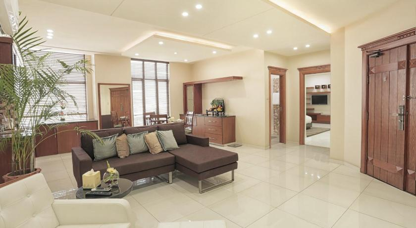 Avari Xpress Faisalabad 14/60