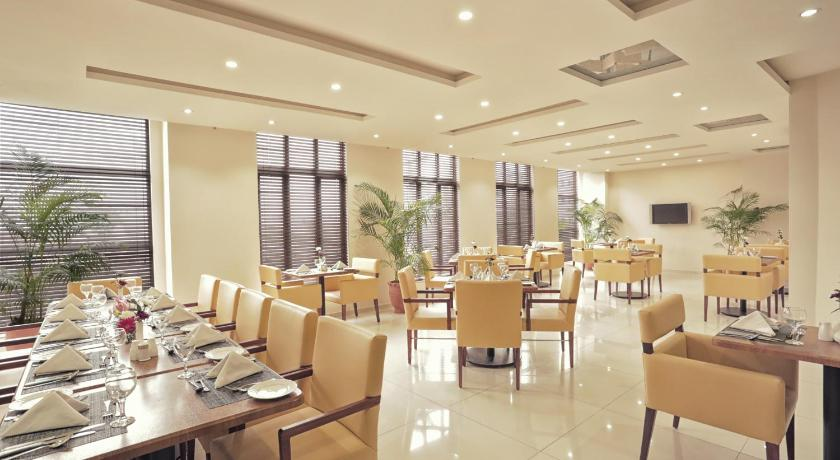 Avari Xpress Faisalabad 30/60