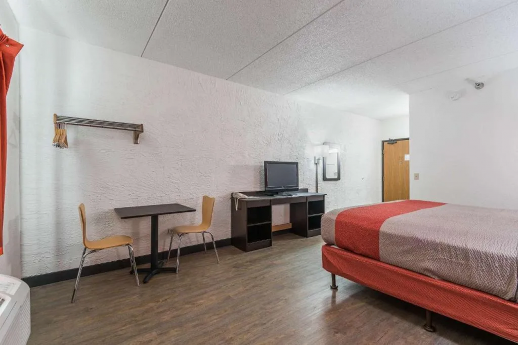 Motel6 Bridgeview, IL 14/64