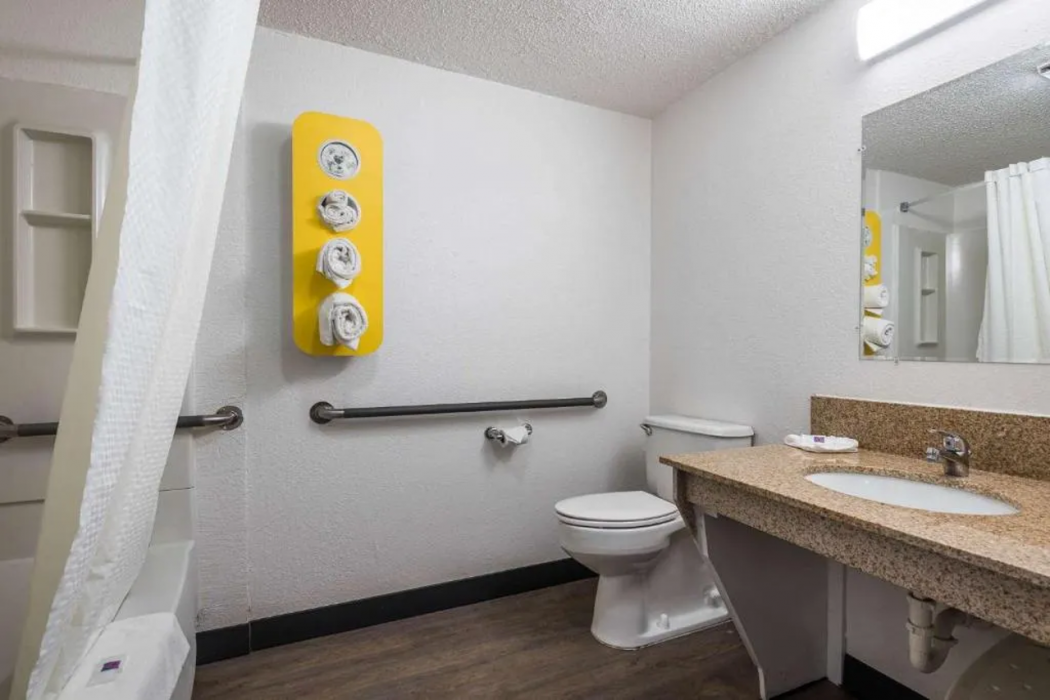 Motel6 Bridgeview, IL 15/64