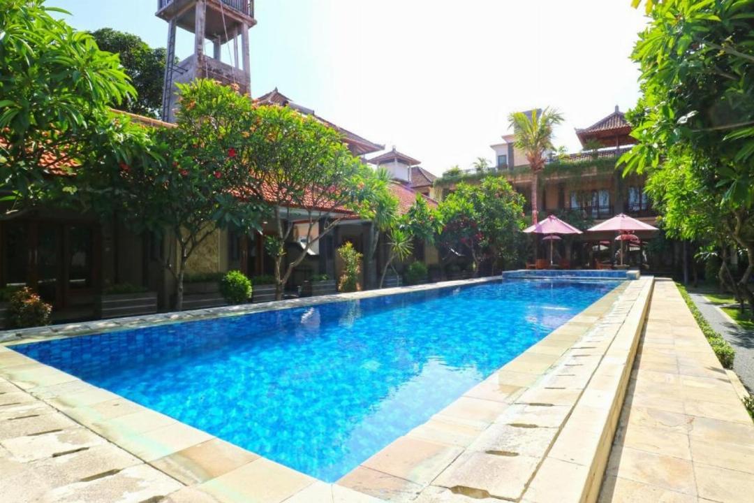 Gora Beach Inn 20/53