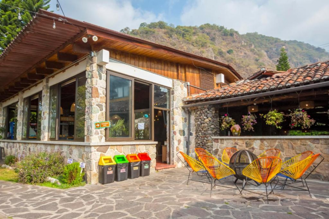 Socialtel Atitlan Guatemala 24/60