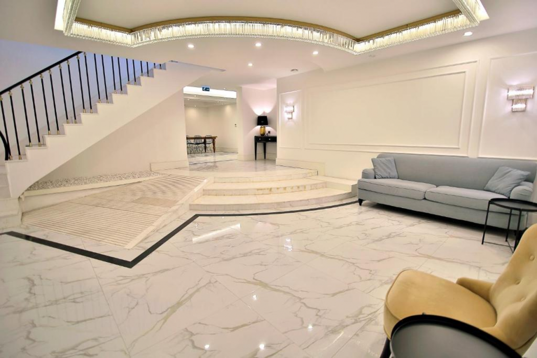 REO Hotel & Spa 25/69