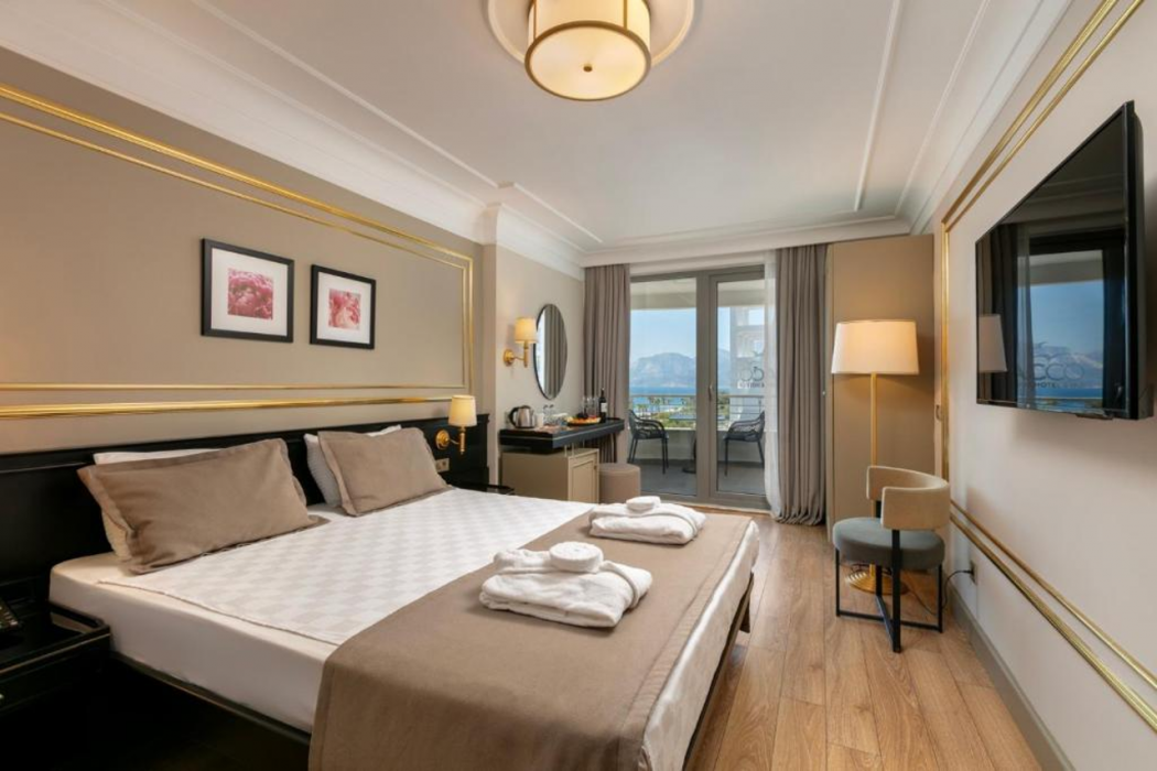 REO Hotel & Spa 16/69