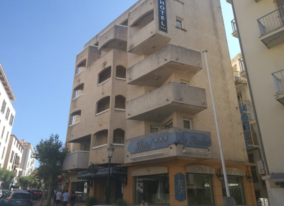 Hotel Le Rocher 1/52