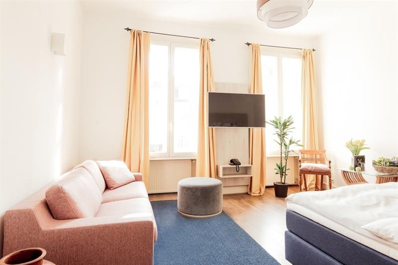 Denner Hotel 49/100
