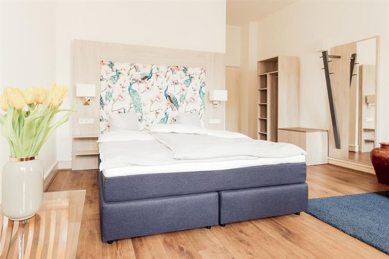 Denner Hotel 66/100