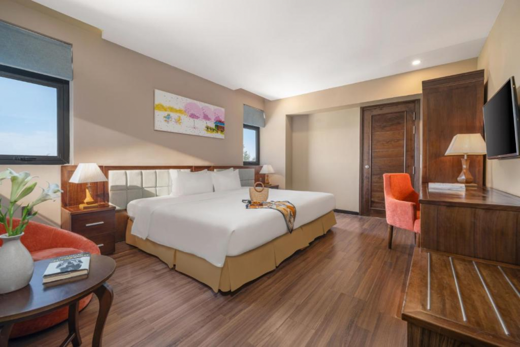 Yarra Ocean Suites Danang 8/58