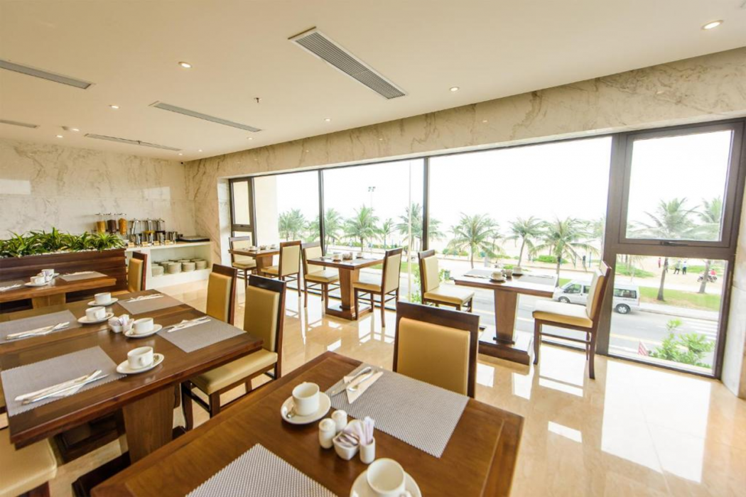 Yarra Ocean Suites Danang 23/58