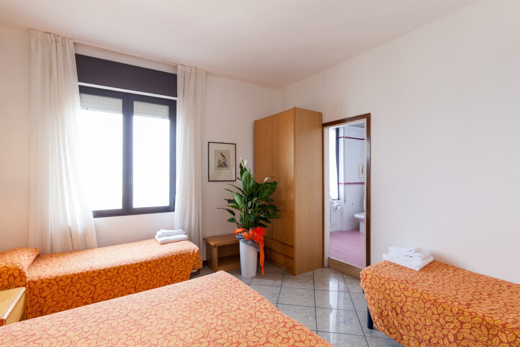 Hotel Aurora 35/74