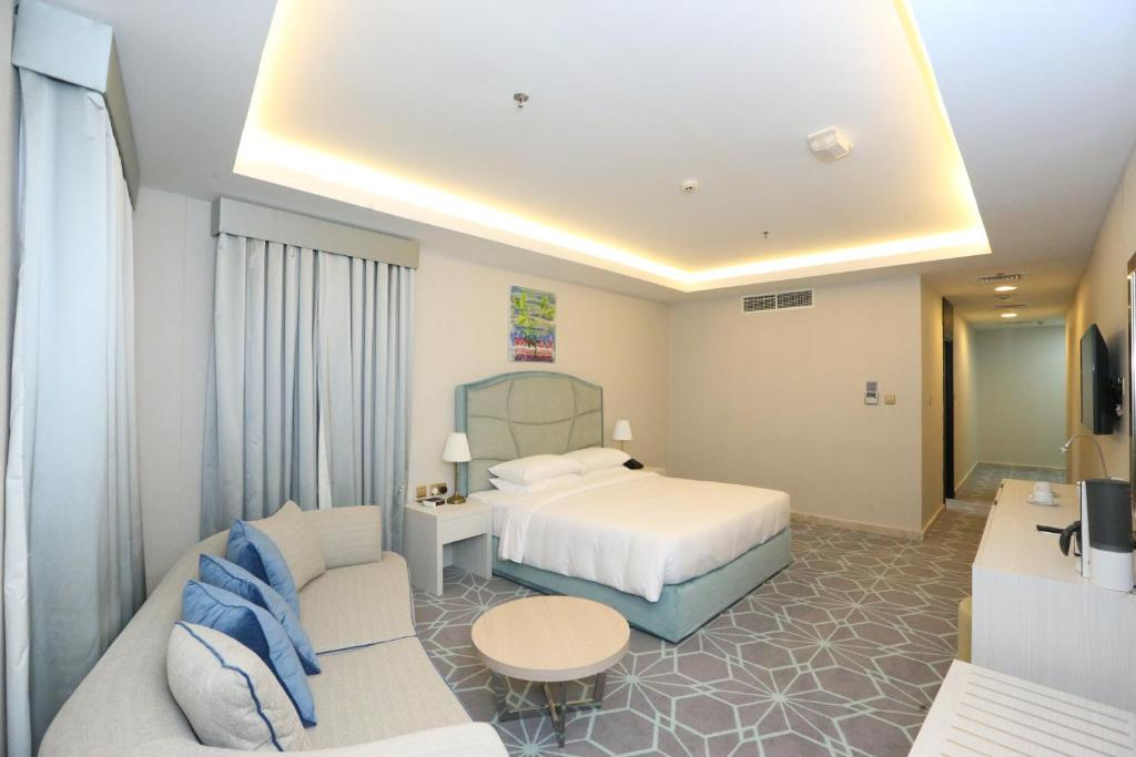 The Victory Hotel 12/60