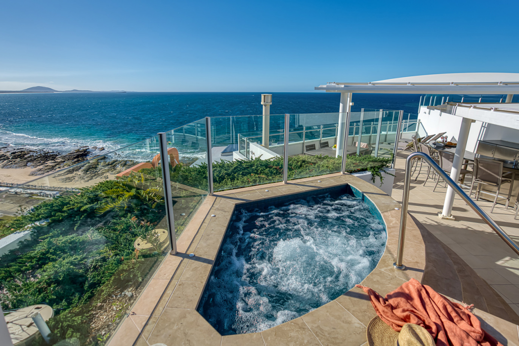 Oceans Mooloolaba 8/28
