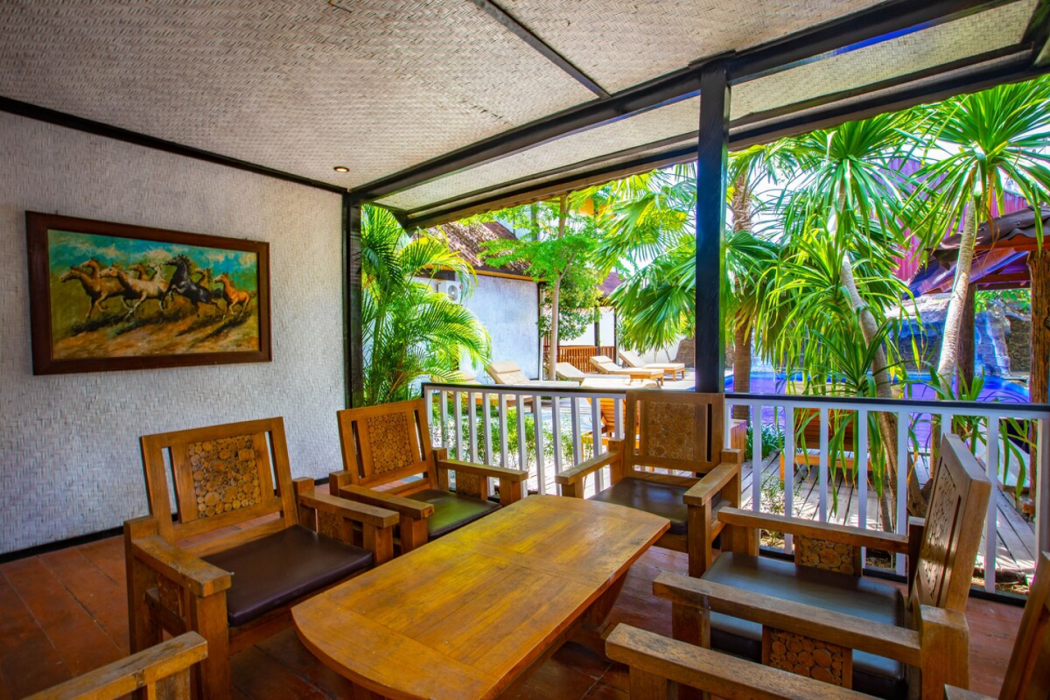 Gili Sands Hotel & Bar 2/66