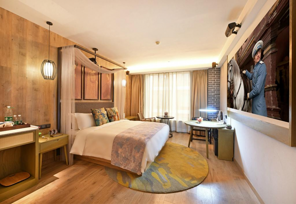 MEHOOD LESTIE HOTEL 11/53