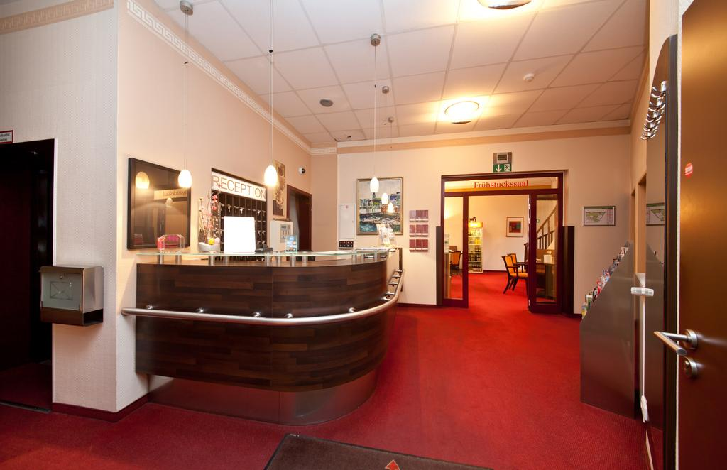 Hotel Polo Am Zob 3/54