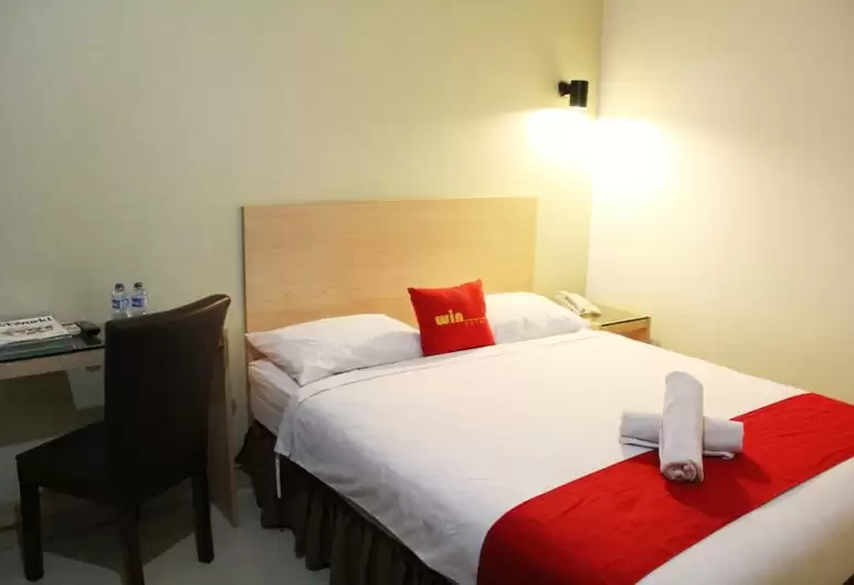 Win Hotel Blok M 12/33