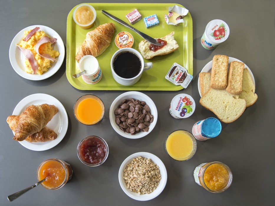 Premiere Classe Saint Quentin 37/100