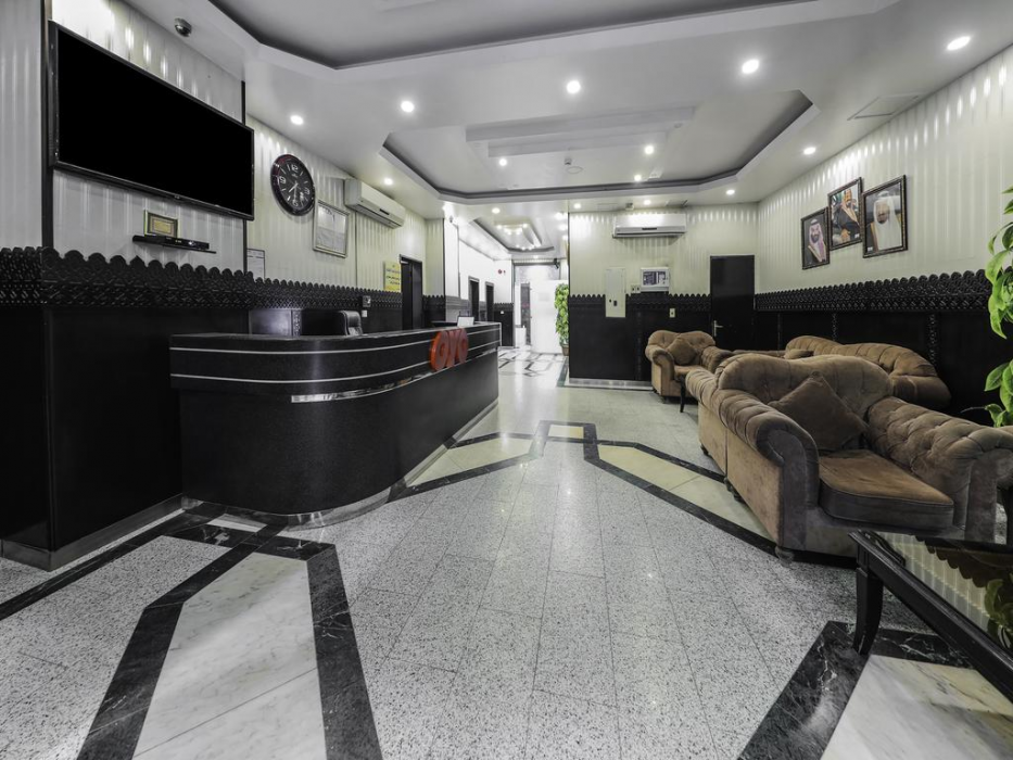 Oyo 150 Al Hamra Palace Al Aswaq