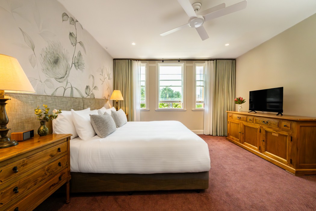 The Russell Boutique Hotel 14/67