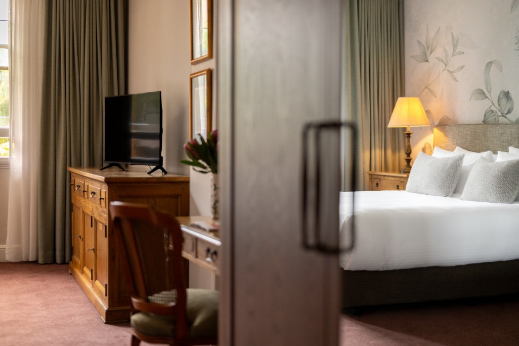 The Russell Boutique Hotel 8/67