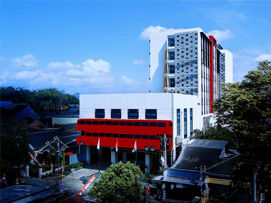 Hotel FortunaGrande Jember 1/61