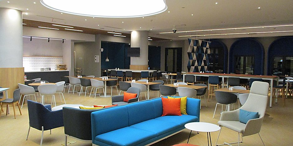 Holiday Inn Express Shanghai Tourism Zone 29/51