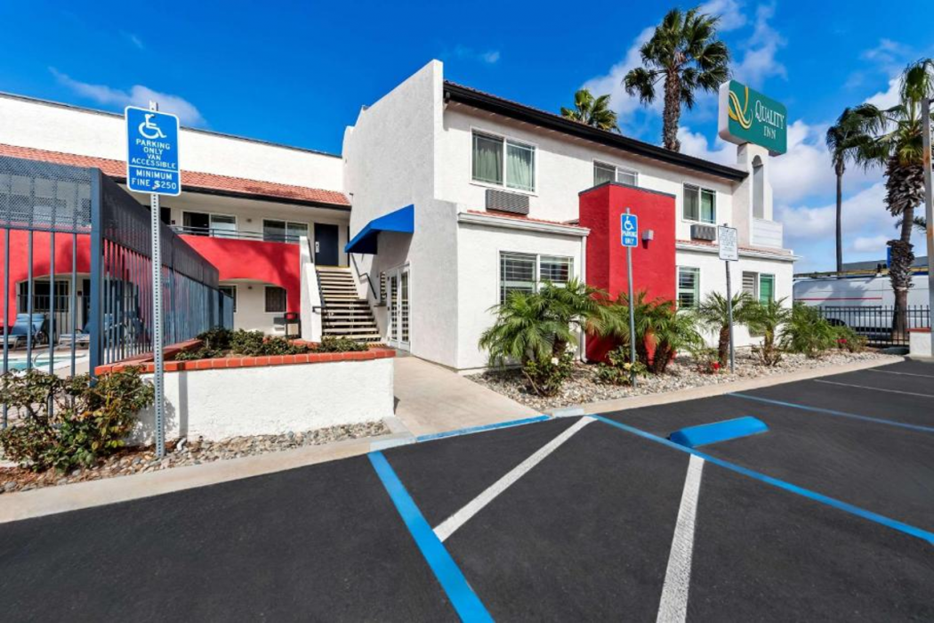 Quality Inn San Diego South - Chula Vista thumb 2