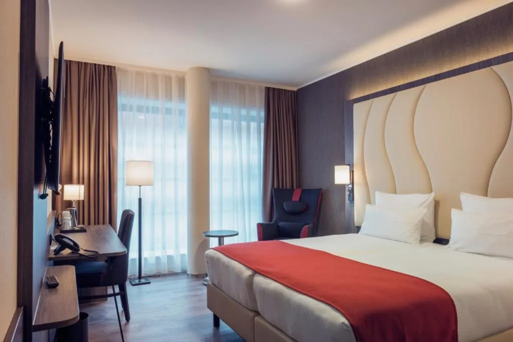 PLAZA Premium Den Haag City Center 8/18