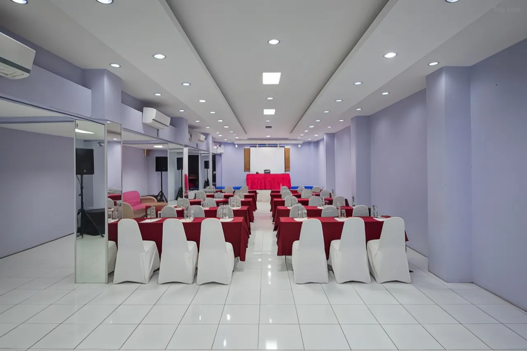 Eco Inn Lite Ubonratchathani 24/49