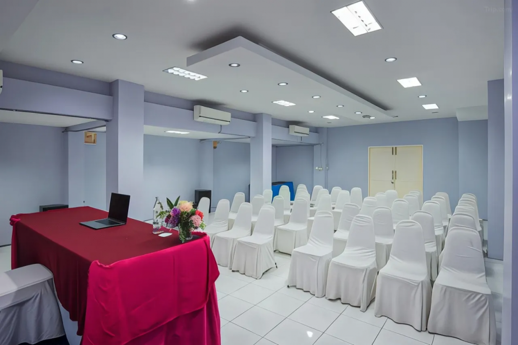 Eco Inn Lite Ubonratchathani 23/49
