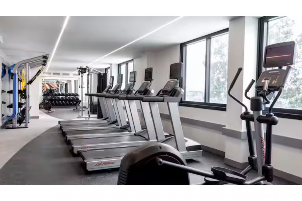 Hilton Garden Inn LAX Los Angeles Airport 40/60