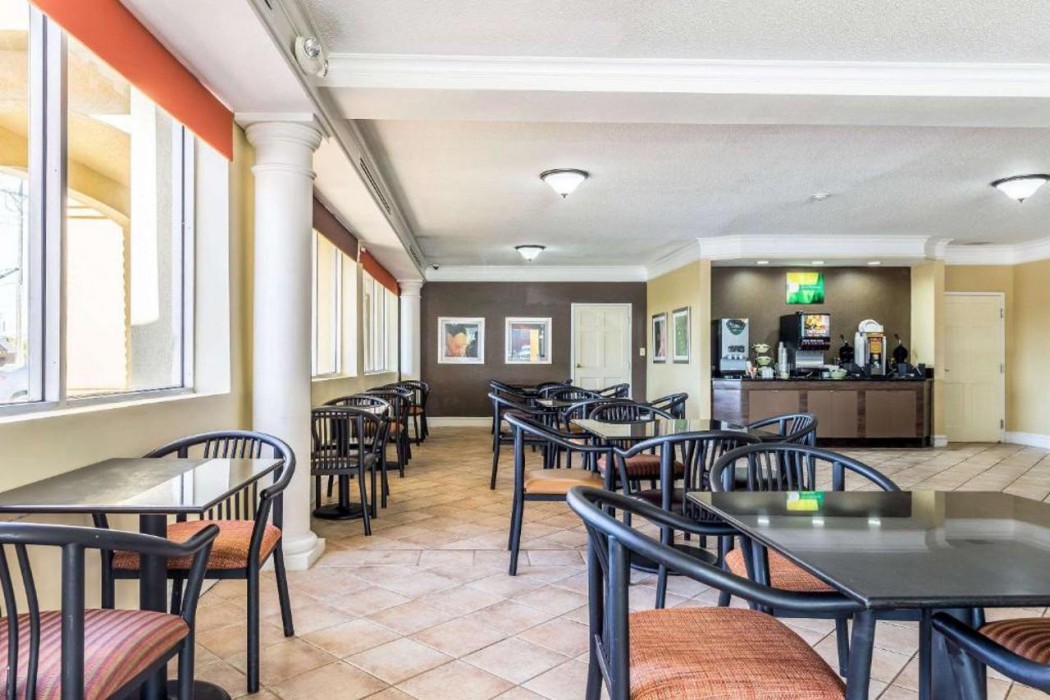Quality Inn Clemson Near University 13/27