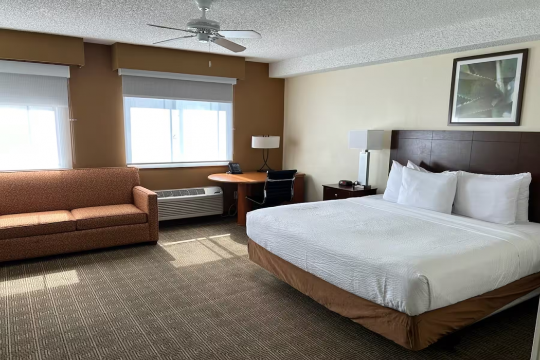 Baymont by Wyndham Orlando South 6/17