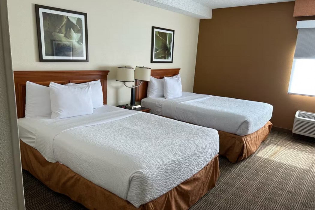 Baymont by Wyndham Orlando South 5/17