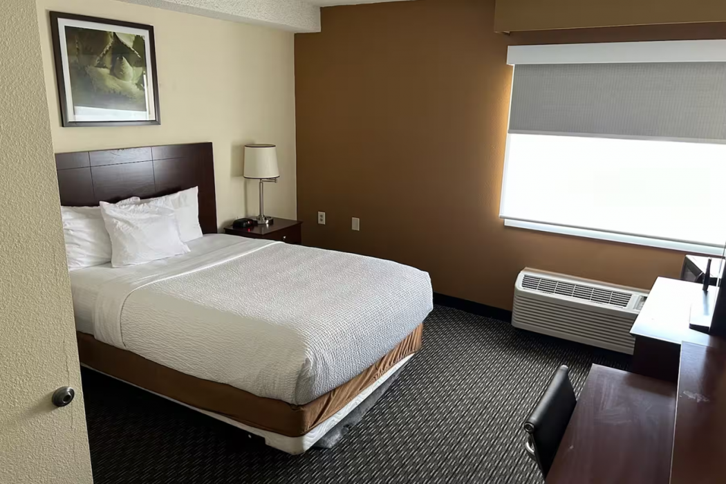 Baymont by Wyndham Orlando South 11/17