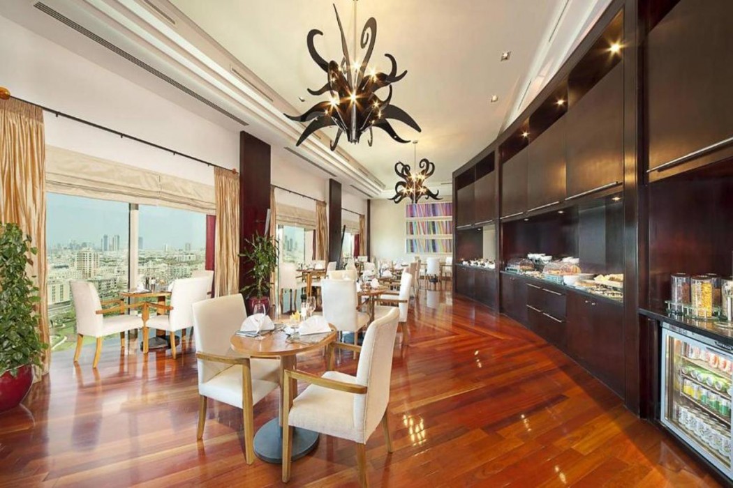 Gulf Executive Residence (within Gulf Hotel premises) 21/38
